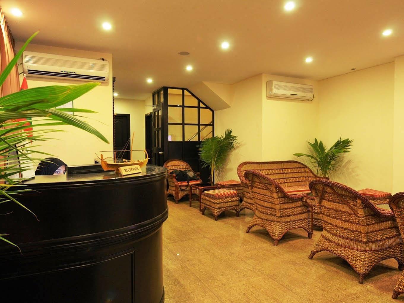 Baani Hotel Malé Esterno foto